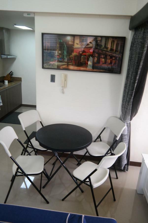 Apartamento Splendido Tower 2 Ann's Unit Tagaytay City Exterior foto